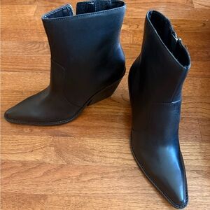 BRAND NEW! Dolce Vita Black Leather Ankle Boots